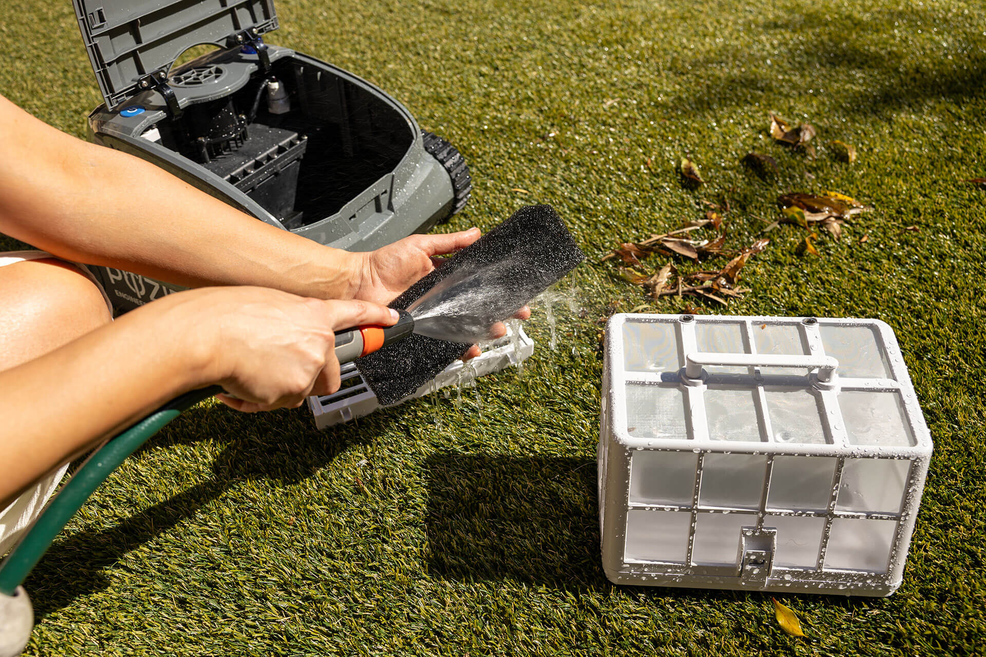 Pozie - Tide Pro brush cleaning